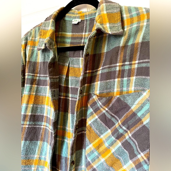 Aerie by American Eagle Plaid Button Up Flannel - Picture 3 of 5